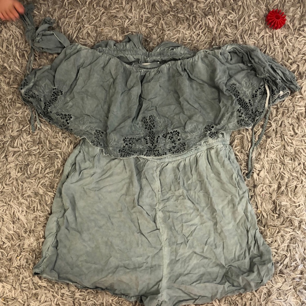 American Eagle, Off the shoulder romper